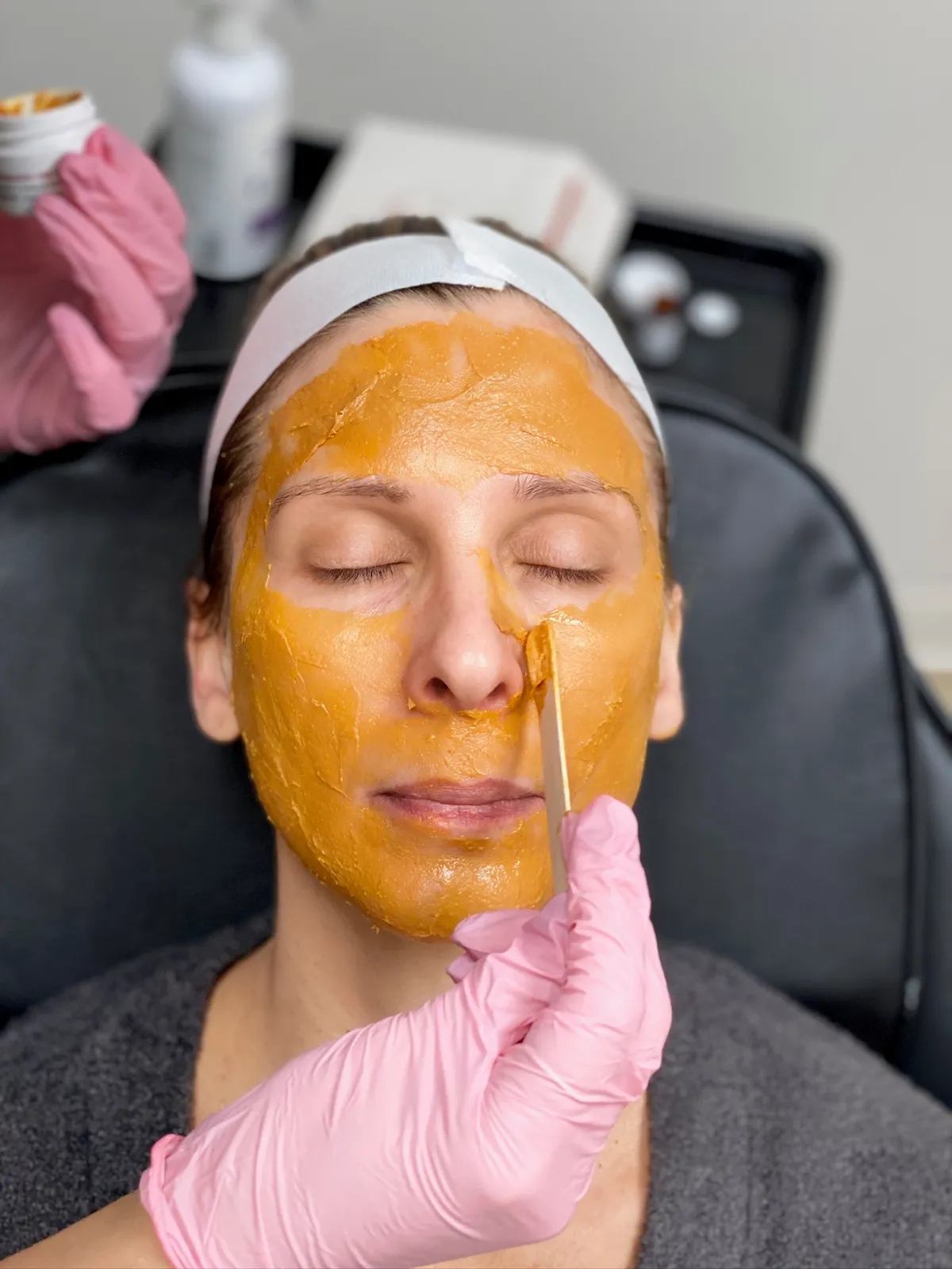 Tratamiento HydraFacial — MedGlo, Mission Viejo